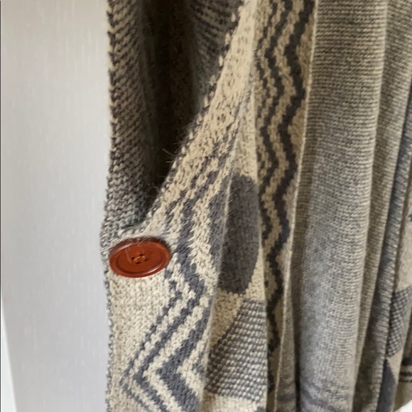 Poncho cardigan - Picture 6 of 6